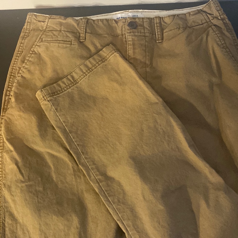Old Navy lived in straight with built in flex - khaki pants 34x30